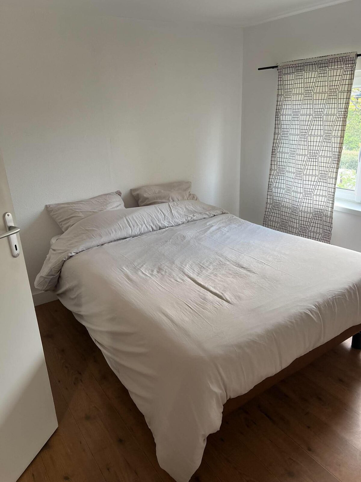 Chambre avec lit double